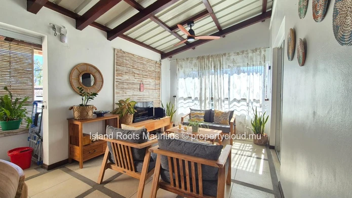 Beautiful 2 bedroom apartment located in Bain Boeuf