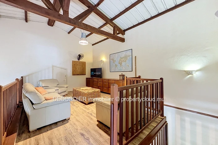 A Spacious House with a Swimming Pool in Saint-Antoine