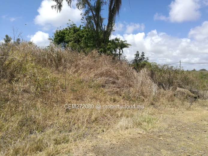 Terrain résidentiel à vendre – 395 Toise(s), St Antoine, Nord