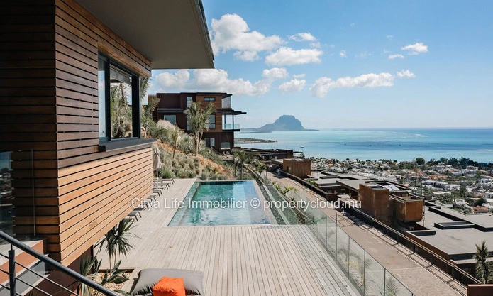 Villa de prestige 4 chambres avec piscine à vendre à Rivière Noire