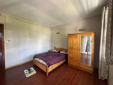 6 Bedroom Townhouse, Duplex