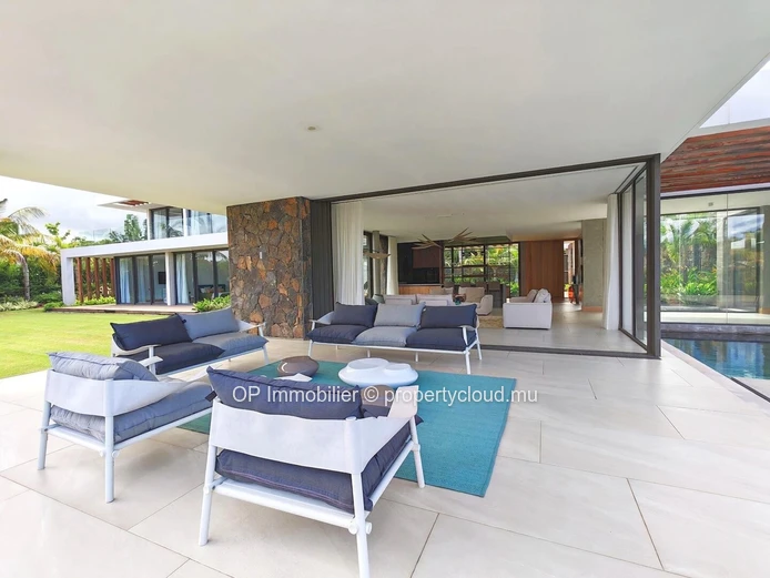 Villa de luxe 5 chambres avec piscine privée à Anahita Beau Champ
