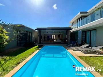 4 Bedroom Villa