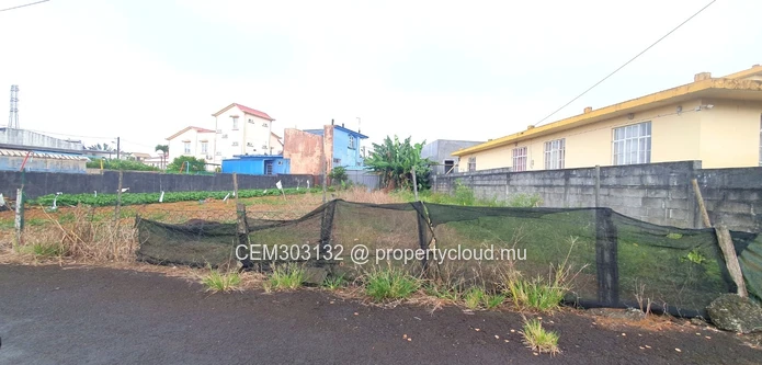 9 perches prime residential land for sale in Verdun