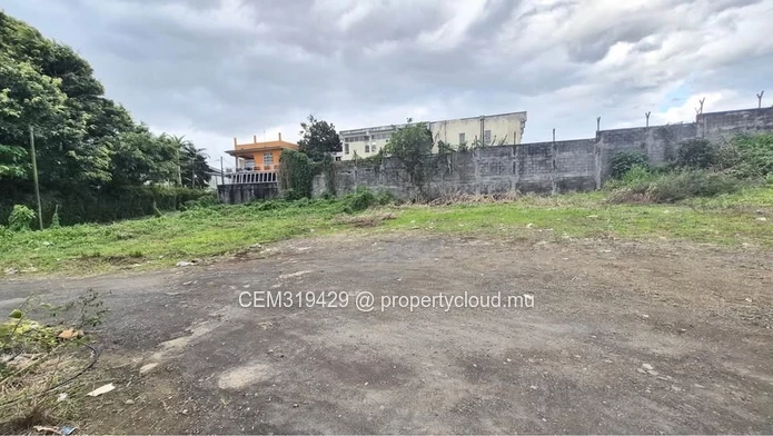 9.55 Perches Residential Land for Sale – Curepipe 
