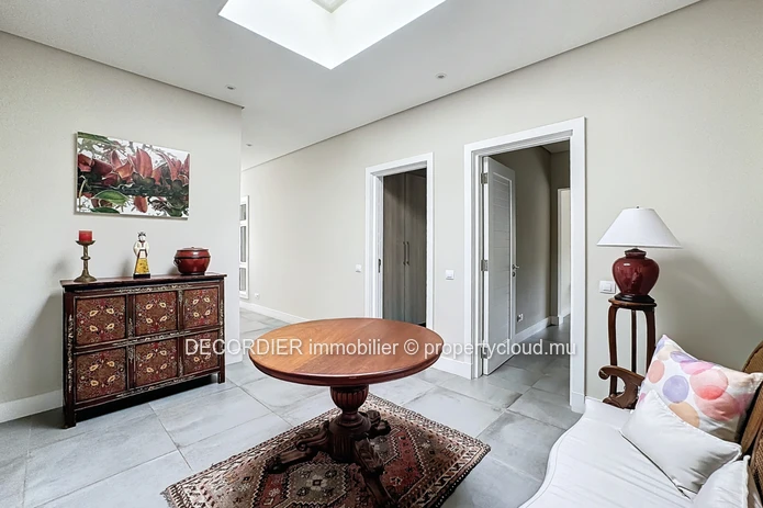 Magnifique villa située à Villa Valriche - accessible aux étrangers