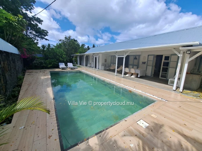 Pointe aux Canonniers - Maison typique mauricienne de 3 chambres avec piscine (Mandat exclusif)