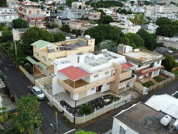 10 Bedroom House