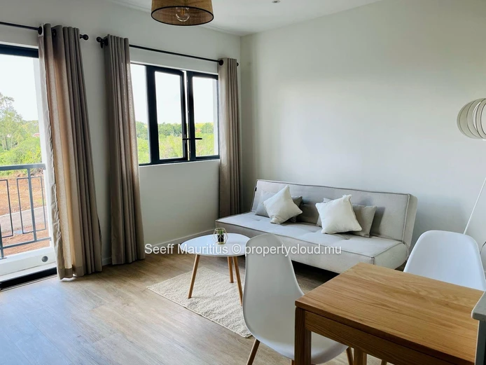 Modern & Stylish Studio Apartment for Sale – Riverpark Residences