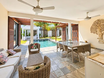 4 Bedroom Villa