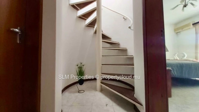 Tamarin - 3 bedroom triplex 