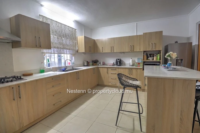 Maison moderne rénovée avec potentiel de double habitation – à quelques minutes de Grand Baie
