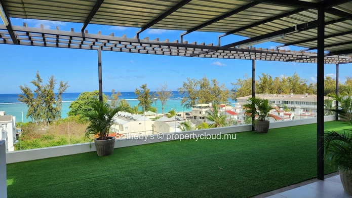 Flic-en-Flac Pearl, Penthouse