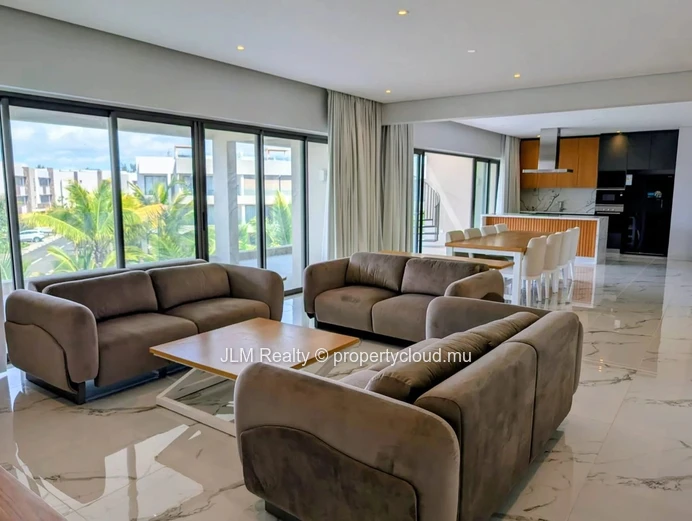 Penthouse with Private Rooftop and Pool for Sale in Pointe aux Canonniers, Mauritius