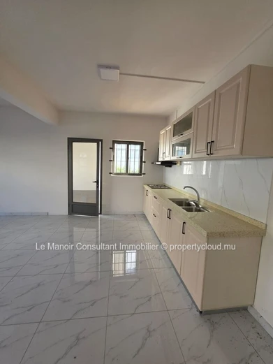 3-Bedroom Townhouse for Sale in Grand Baie, 200m²