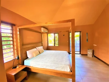 4 Bedroom Villa