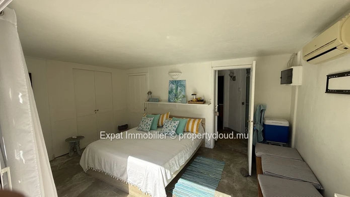 3-Bedroom Villa With Swimming Pool And Independent Guest Suite – Calodyne