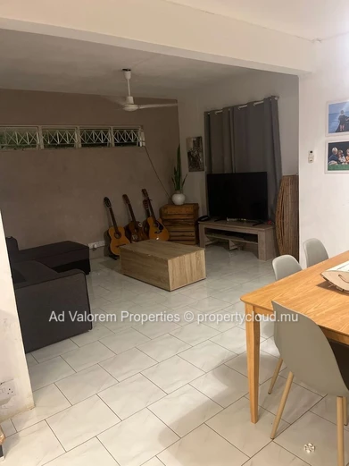 3-Bedroom House for Sale in Tamarin with Garden
