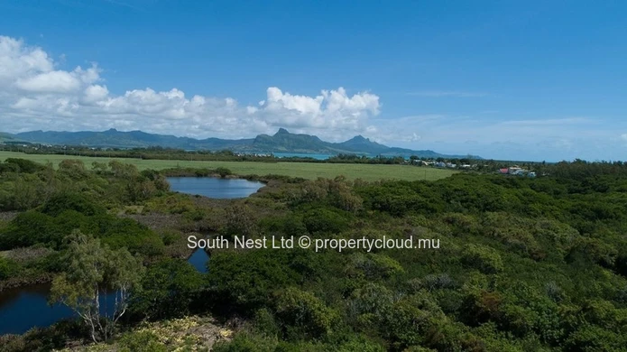 3-bed villa in a golf and beachfront estate