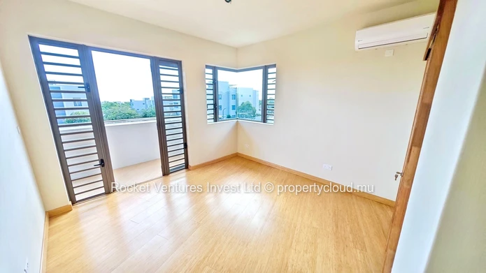 For Sale: 3-Bedroom Penthouse, Flic en Flac – West