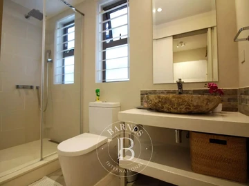 4 Bedroom Apartment