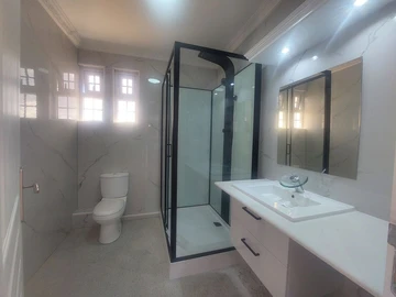 4 Bedroom Apartment
