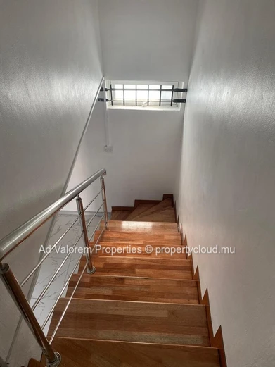 Duplex meublé à louer – Sodnac