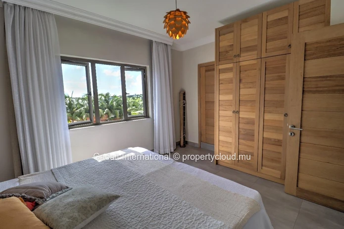 Penthouse d'exception à Trou aux Biches – Vue mer et accès plage à 200 mètres