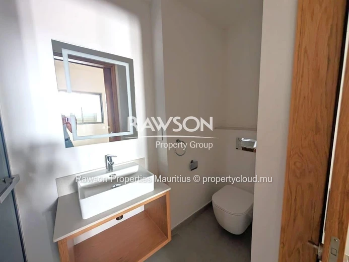  2 Bedroom Apartment | Pereybere | Beach Club Access | Tropical Pool | Semi Furnished