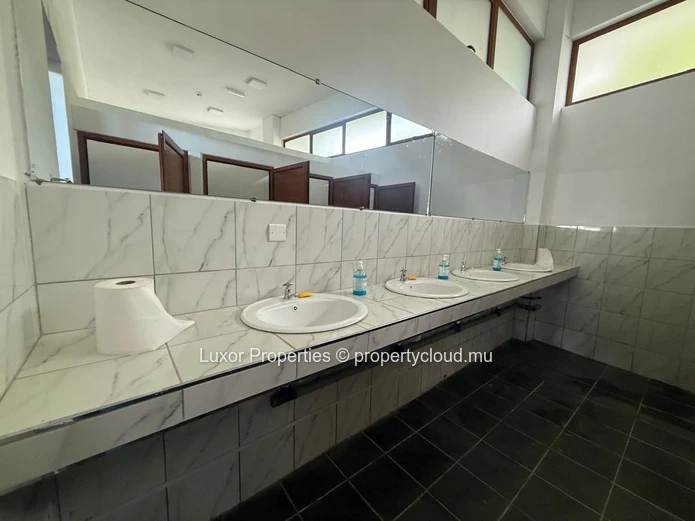 Salle De Réception À Louer – Curepipe