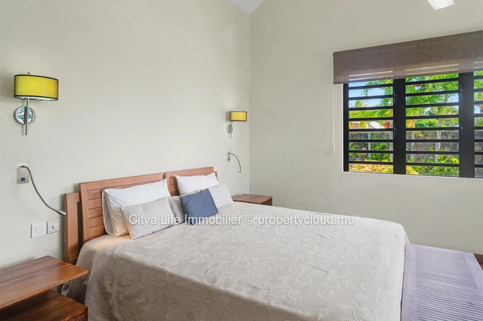 Maison meublée 4 chambres avec piscine à louer à Poste de Flacq