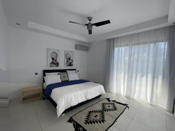 4 Bedroom Villa