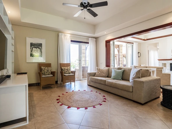 4 Bedroom Villa