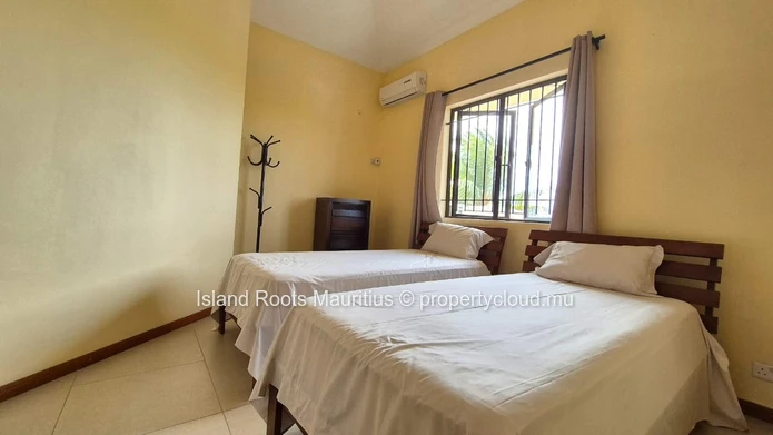 Beautiful 3-Bedroom Villa + Office (Convertible into a Bedroom) in Hillside, Belle Vue