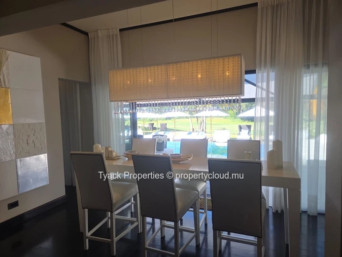 Exceptional Luxury IRS Villa with 5 En-Suite Bedrooms and Private Pool in Anahita Beau Champ
