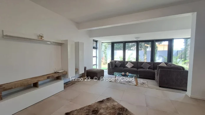 Duplex - 3 bedrooms - Quatre Bornes - Ref. DU89159LO