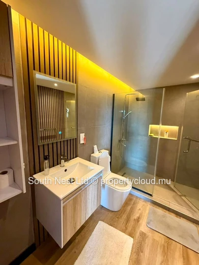 Villa exclusive avec piscine de style resort dans le prestigieux quartier de Calodyne