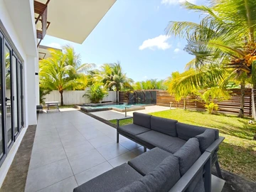 4 Bedroom Villa