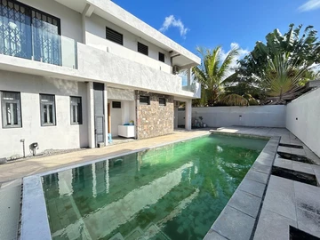 4 Bedroom Villa