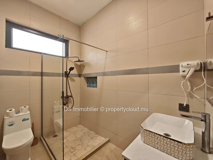 4-Bedroom Villa With Private Pool For Rent – The Vale - North