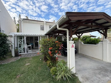 3 Bedroom Townhouse, Duplex
