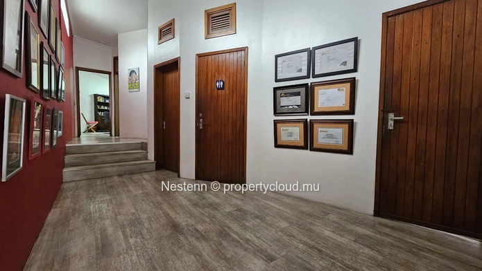 Commercial property with residential potential 
