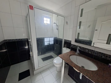 3 Bedroom Townhouse, Duplex