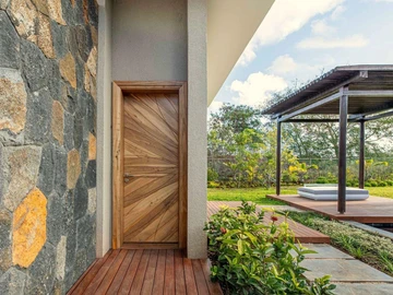 4 Bedroom Villa