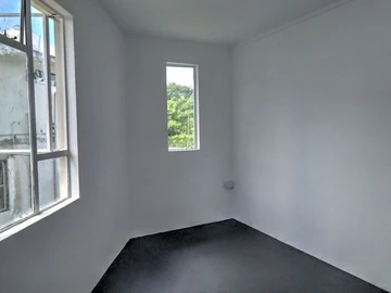 7 Bedroom House