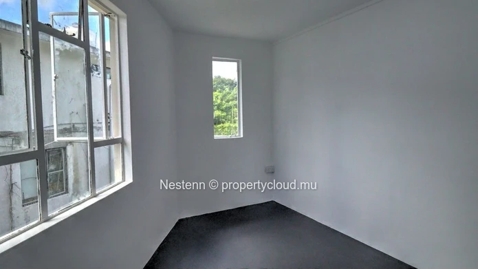 Spacious single-storey property in Floréal – Ideal for a large family or a business project