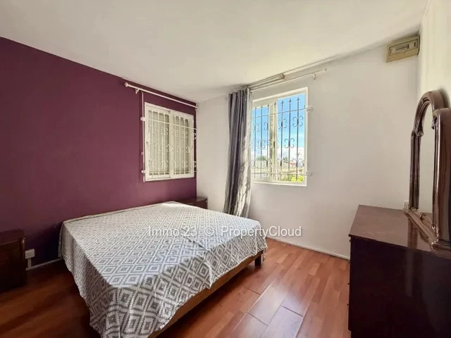 Houses / Villas - 3 bedrooms - Beau Bassin