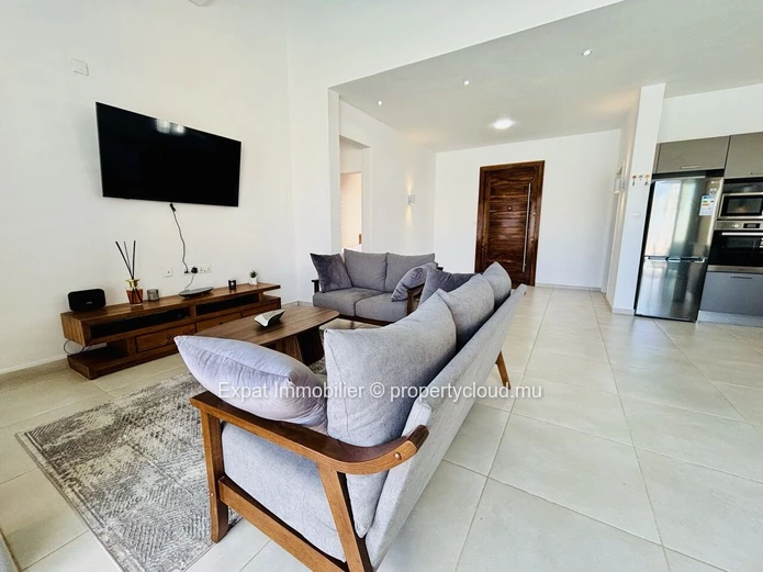 Single-Storey Villa, 3 Bedrooms, Spacious Areas And Swimming Pool (12 M) – Pereybere