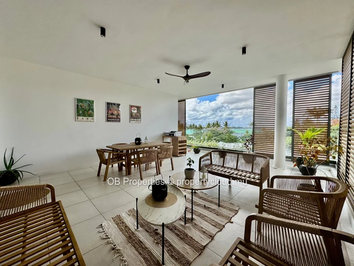 Exceptional 3-Bedroom Apartment with Sea View