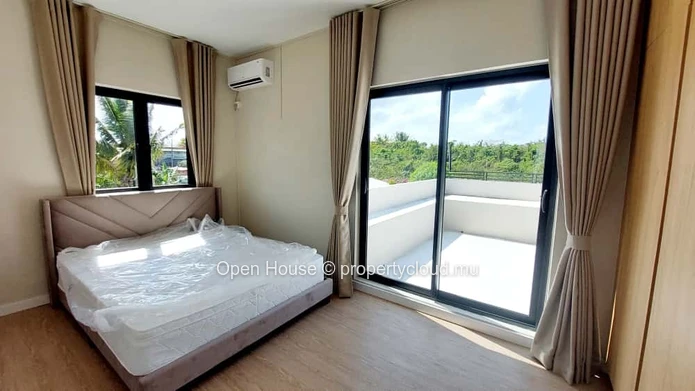 Luxury Furnished Duplex with Private Pool in Calodyne